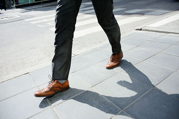 orthotics man walking